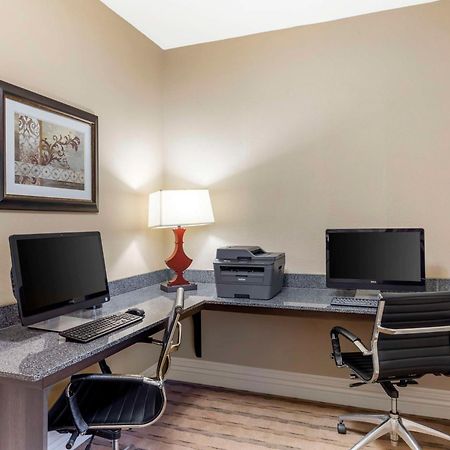 Best Western Plus Burleson Inn & Suites Екстер'єр фото