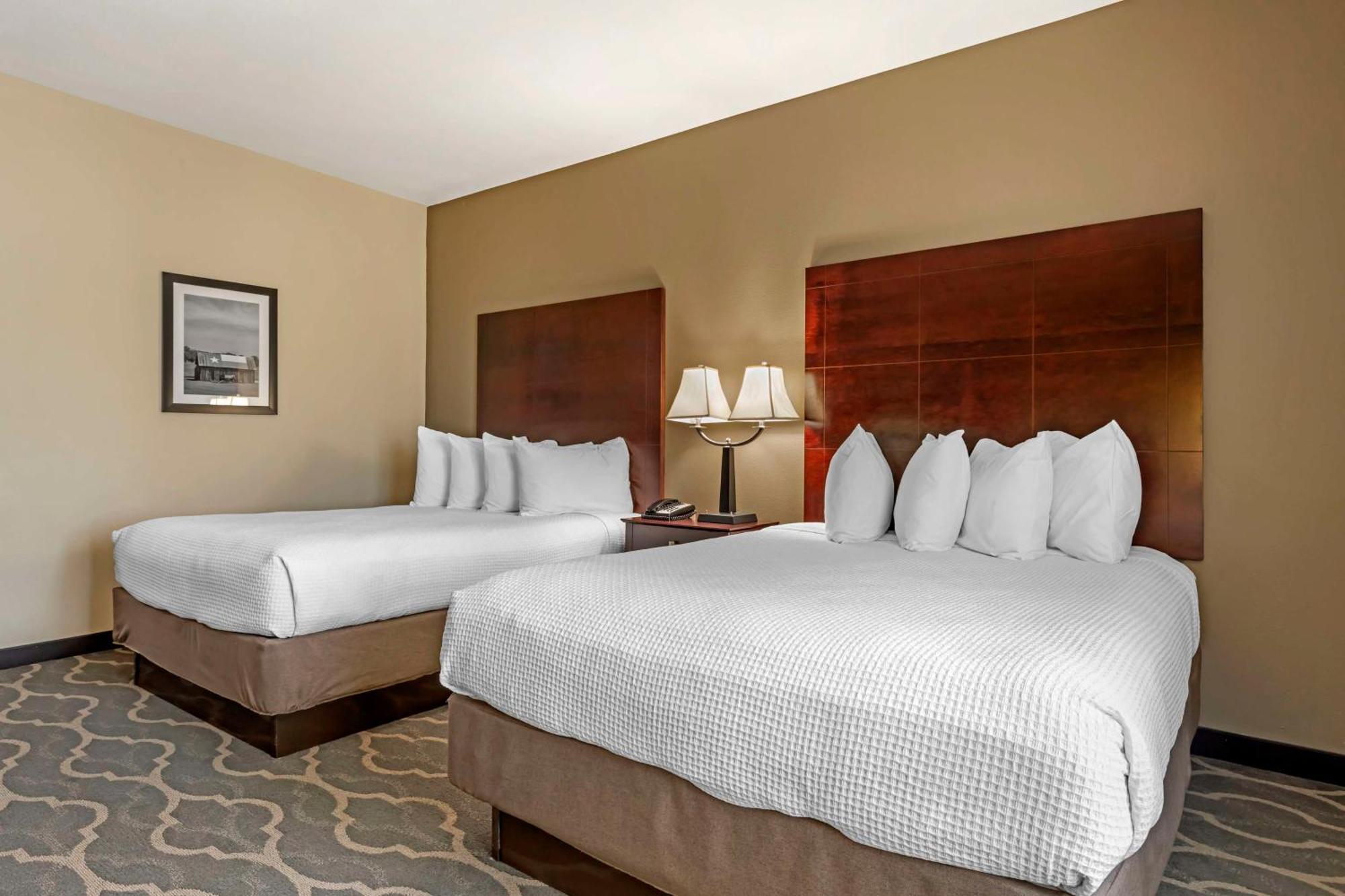 Best Western Plus Burleson Inn & Suites Екстер'єр фото