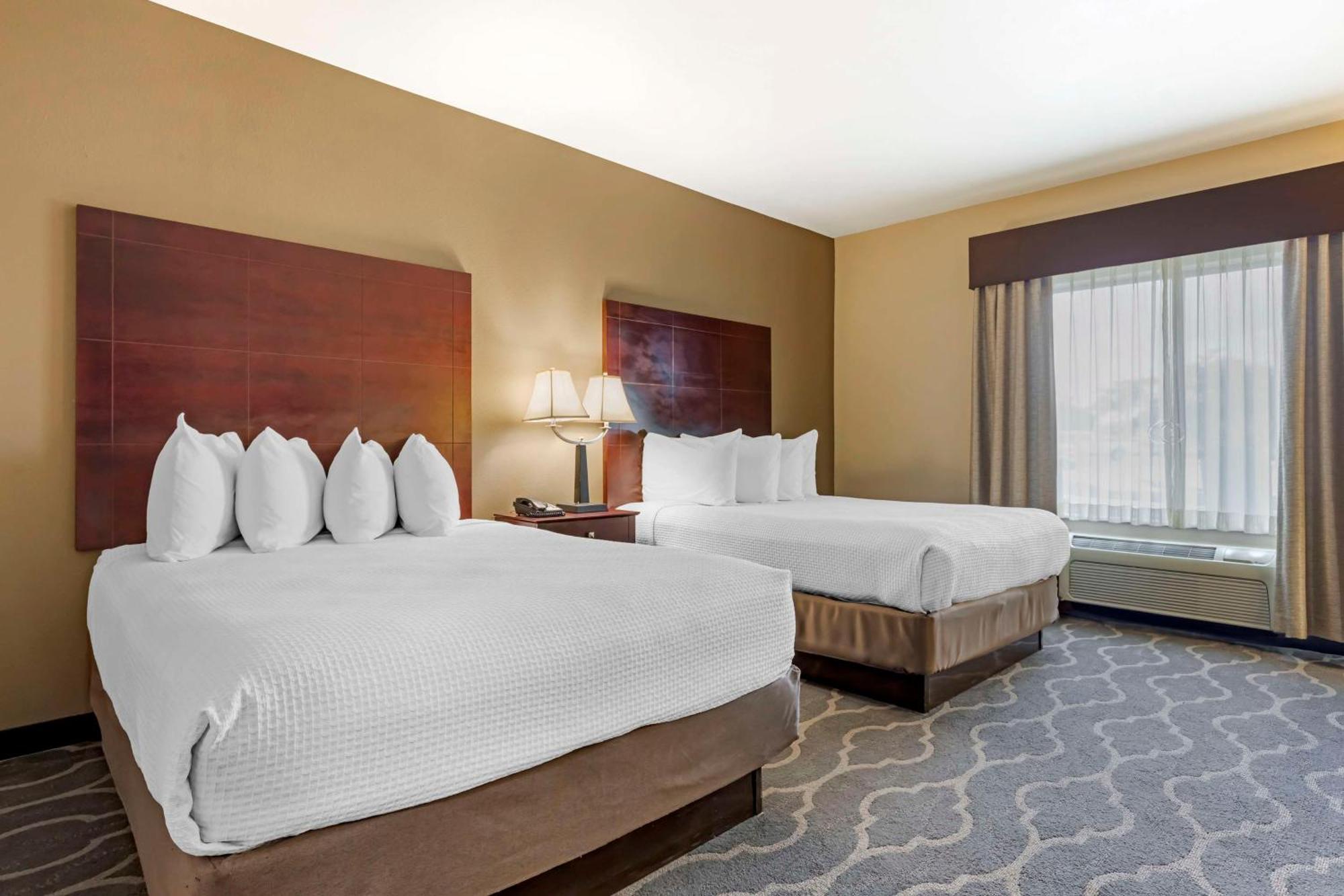 Best Western Plus Burleson Inn & Suites Екстер'єр фото