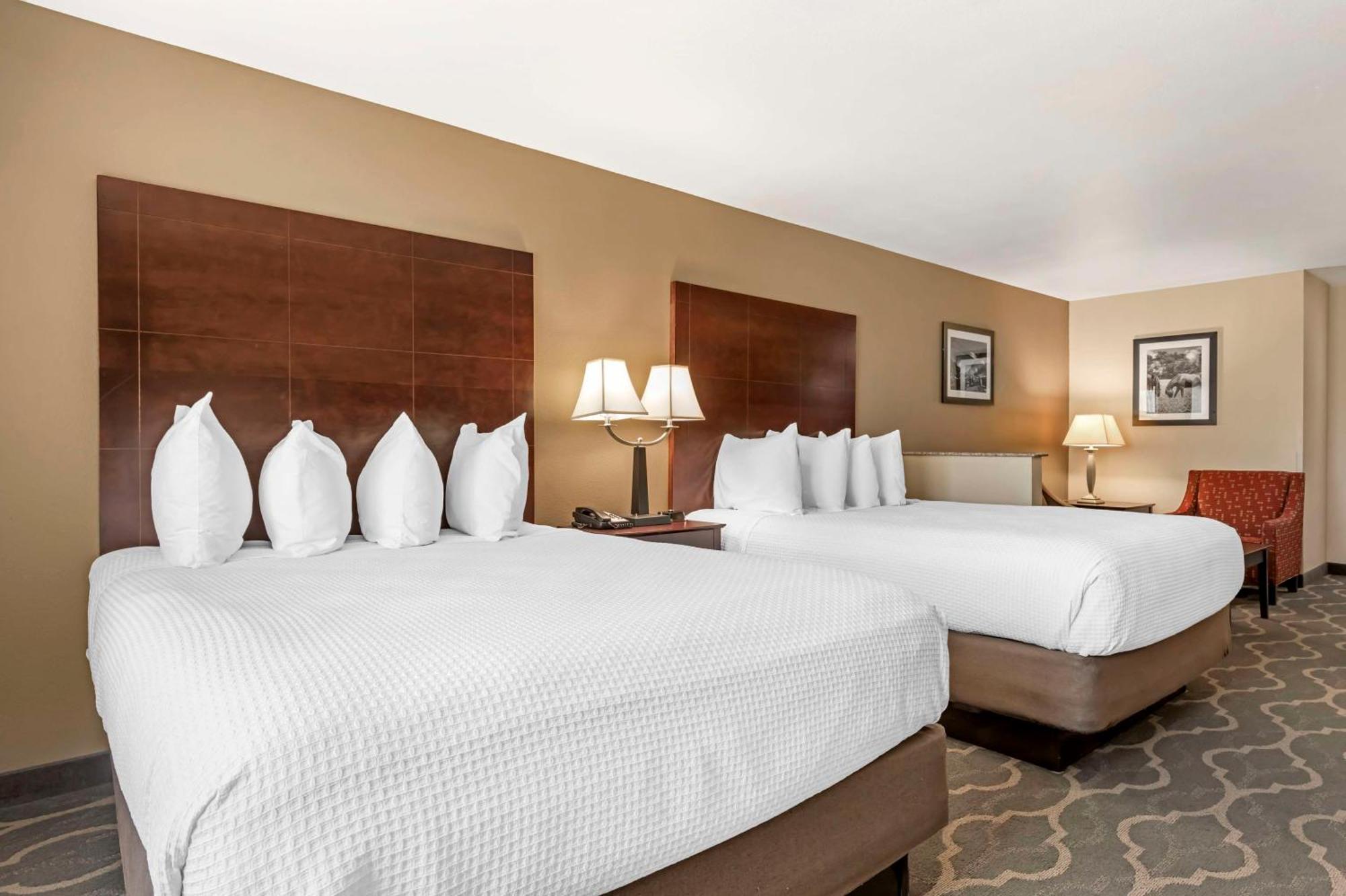 Best Western Plus Burleson Inn & Suites Екстер'єр фото
